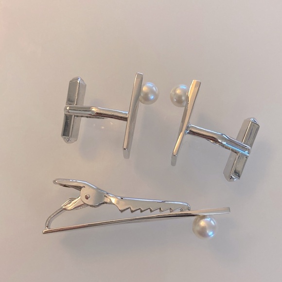 Mikimoto Silver Pearl Cuff Links + Tie Clip Set - Picture 2 of 5